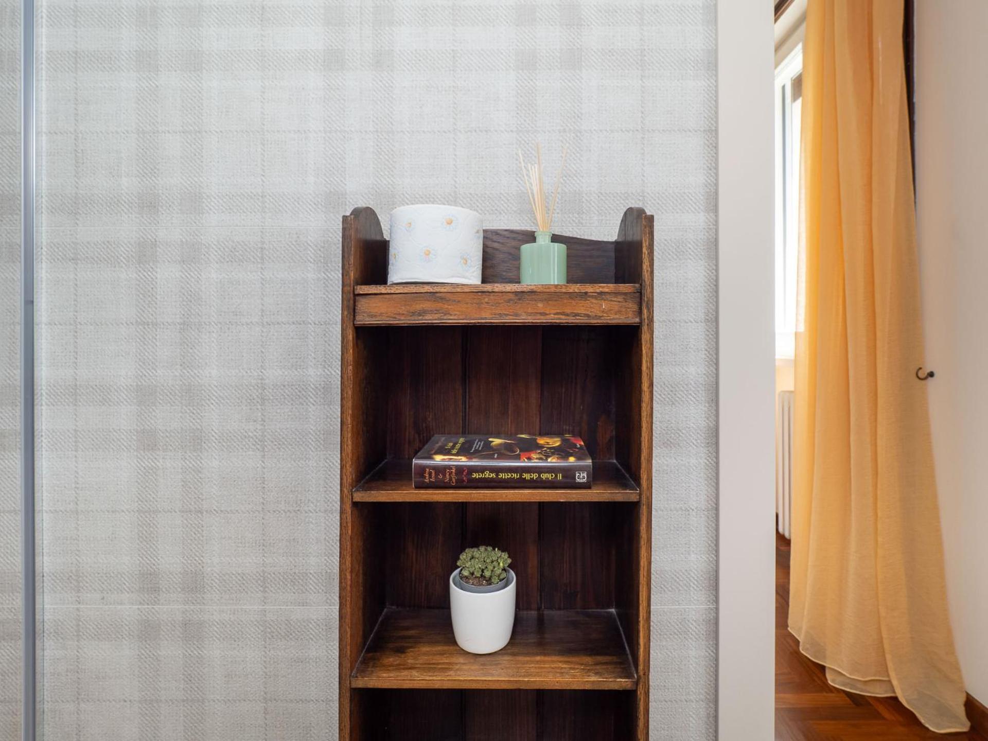 Stylish Flat With Balcony - 15 Min To Duomo Daire Milano Dış mekan fotoğraf