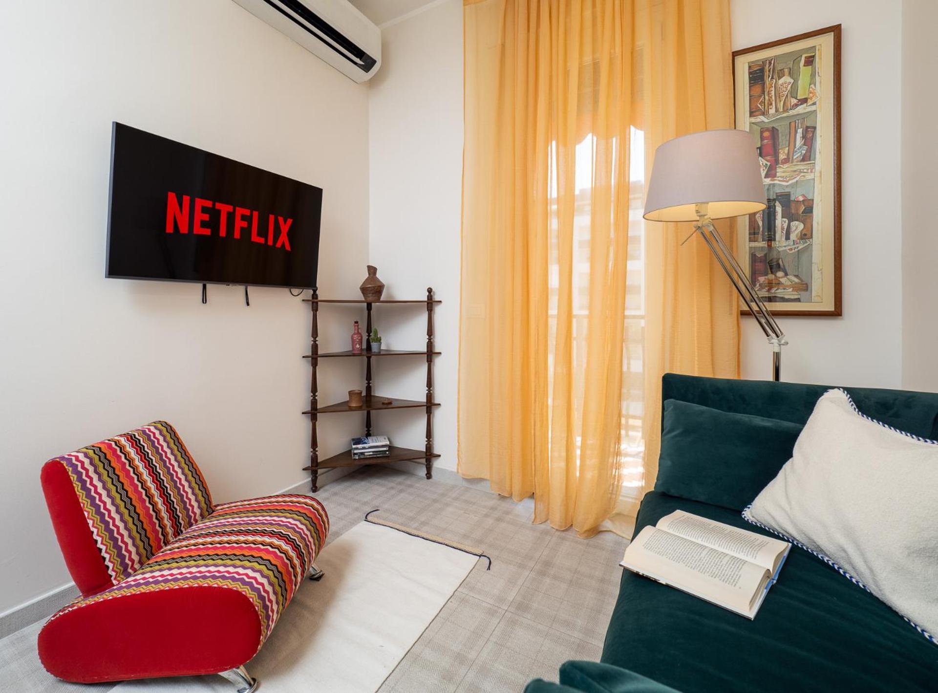 Stylish Flat With Balcony - 15 Min To Duomo Daire Milano Dış mekan fotoğraf