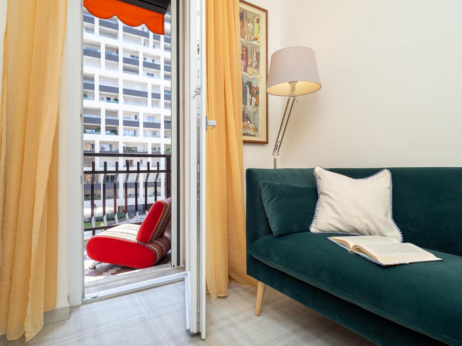 Stylish Flat With Balcony - 15 Min To Duomo Daire Milano Dış mekan fotoğraf